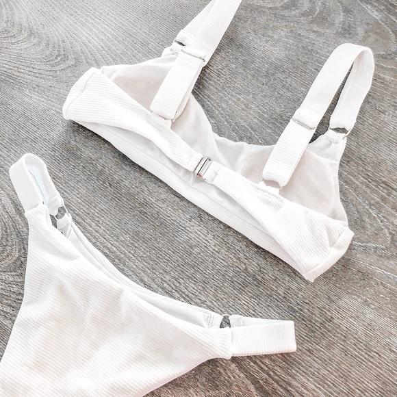 White Ribbed Bikini - Picture 3 of 5